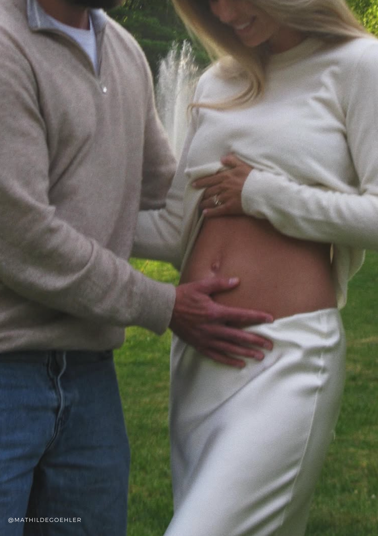 Aspen Butter-Cream crewneck sweater in Cashmere - Image 9