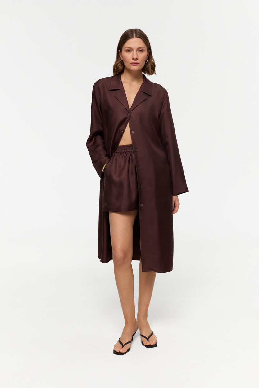 Loran Garnet-Brown shorts in Silk Twill
